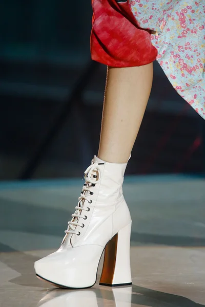 Look 24